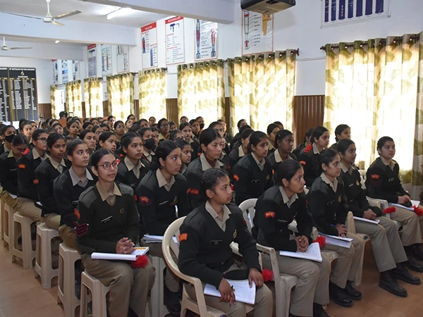 Army-Students-Seminar